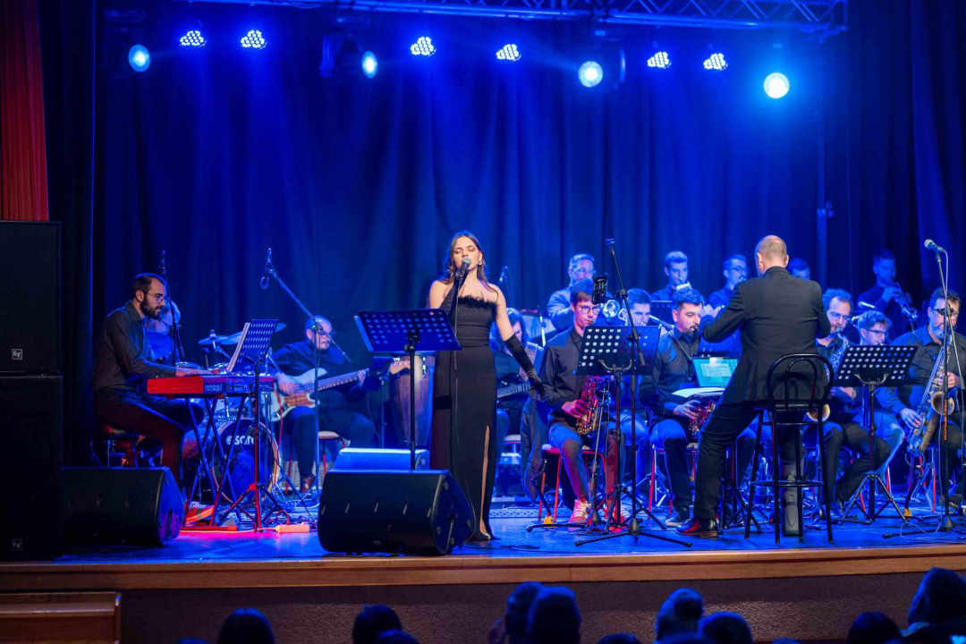 Matija Cvek i Big Band Vodice oduševili publiku spektakularnim koncertom