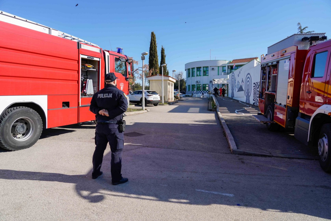 Evakuirana OŠ Brodarica: Bez brige, to je bila samo vježba 