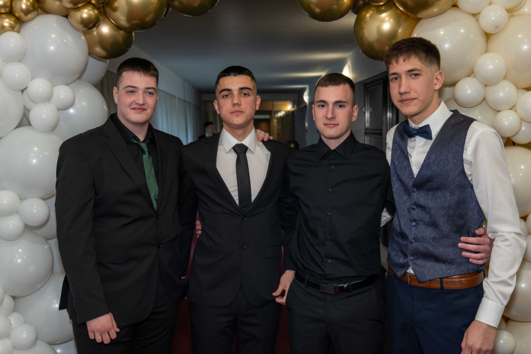 Zavirite na maturalni ples šibenske Medicinske škole (2)