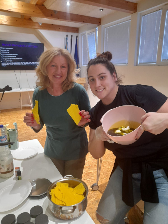 Tribunjski umirovljenici na radionici izrađivali prirodnu kozmetiku