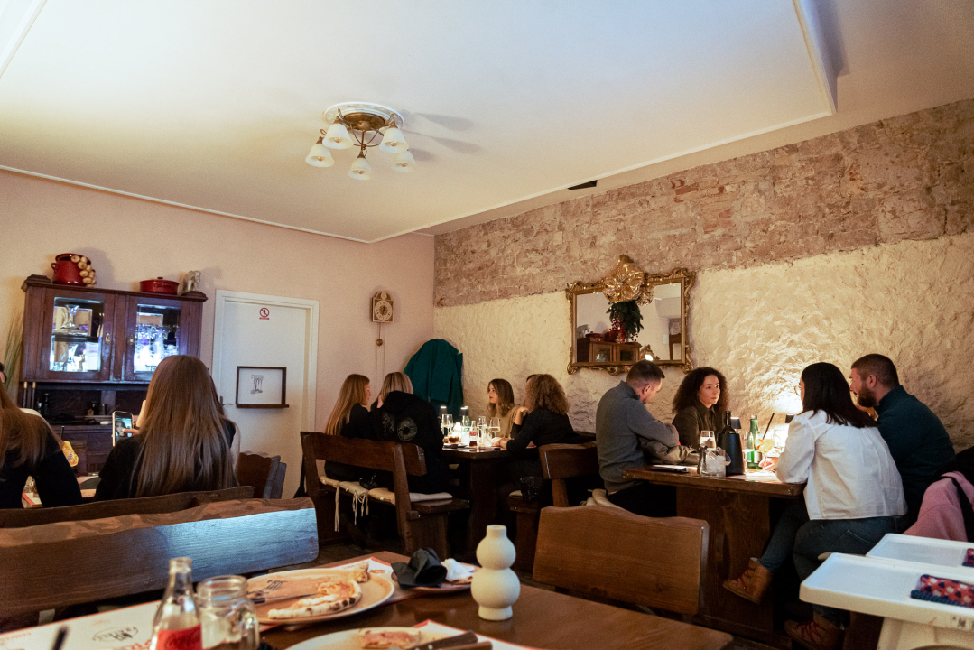 FOTO Proslavite Dan žena s omiljenim društvom u pizzeriji Fratelli!