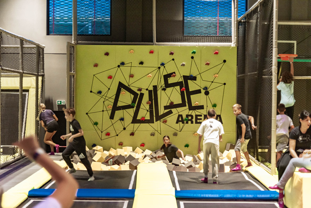 FOTO Besplatna kava i vrhunska zabava u Pizzaholicu!