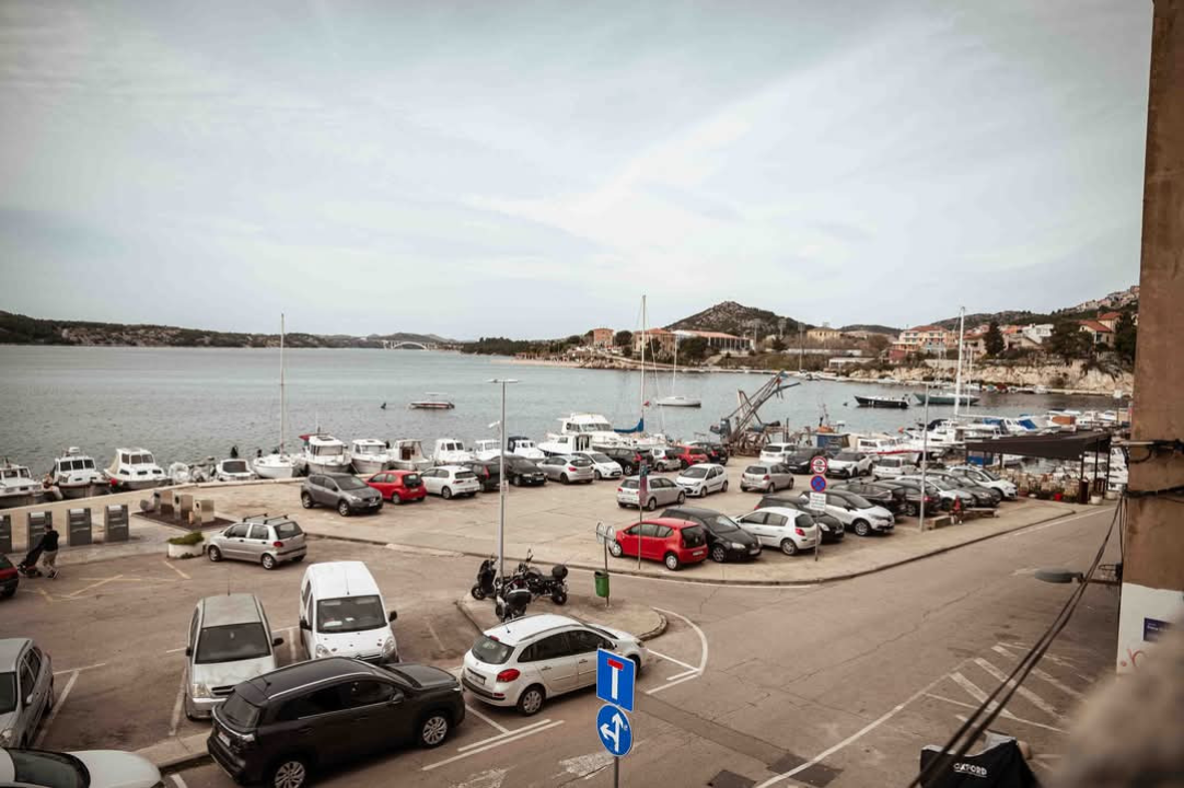 Dolac – povijesna duša Šibenika s mediteranskim šarmom