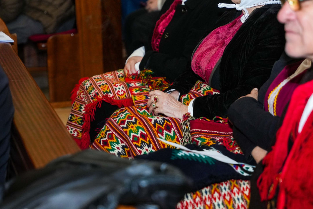 Pučki pivači KBF-a korizmenim napjevima u drniškoj Gospi od Ružarija očarali prisutne