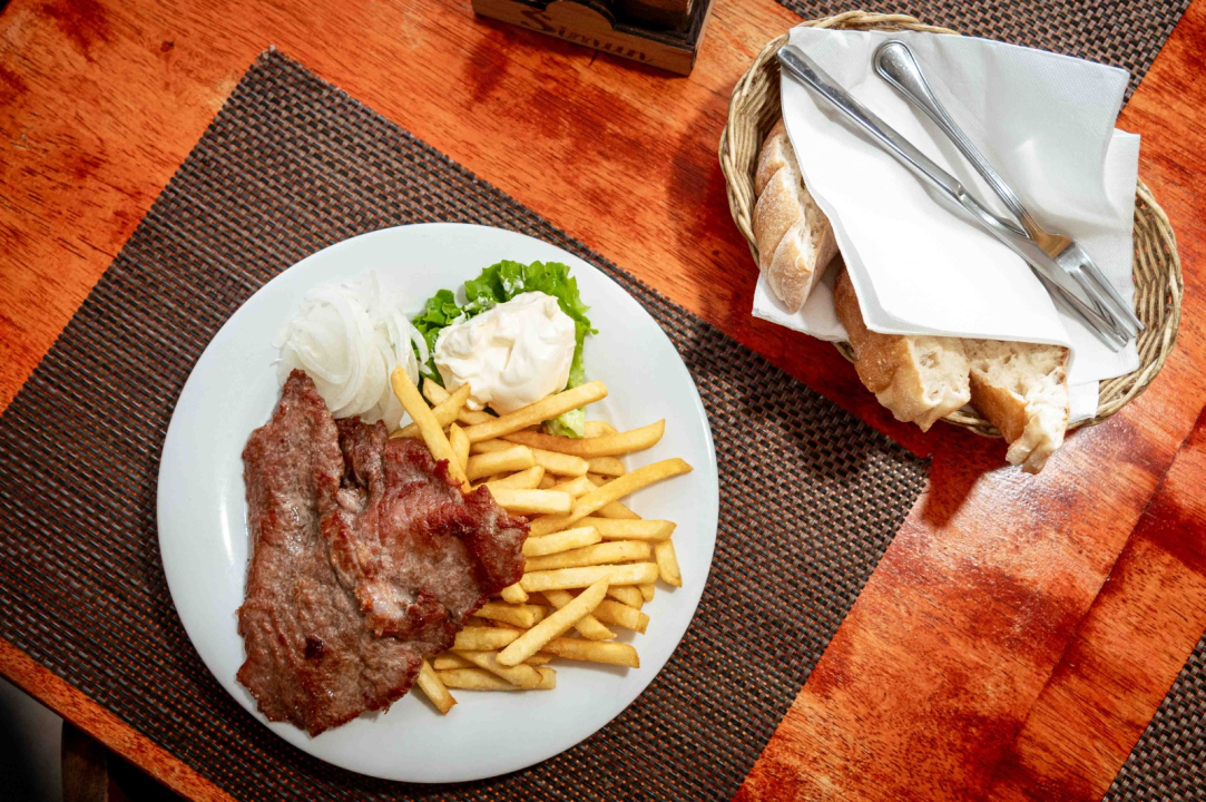 FOTO Uživajte u domaćoj spizi na novoj terasi Buffeta Šimun!