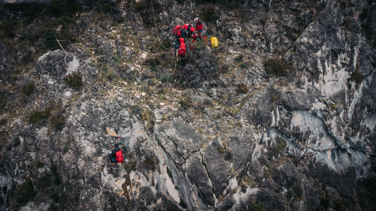 Šibenski HGSS-ovci na Biokovu sudjelovali na vježbi stijenskog spašavanja