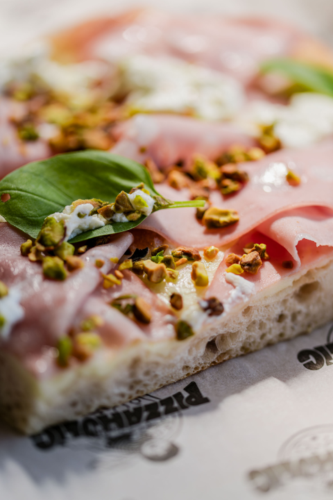 FOTO U Pizzaholicu probajte rimsku pinsu i al taglio jer hrskavost mijenja pravila!