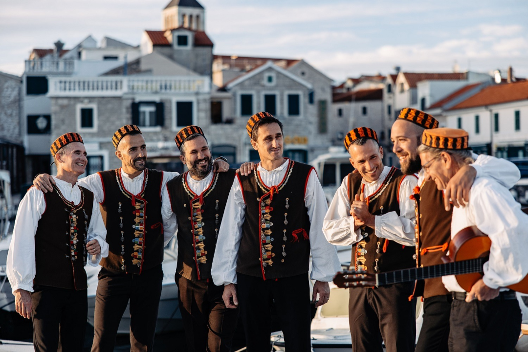 Turistički hit iz Vodica: 'U đir s klapom' dobitnik nagrade 'Simply the Best'