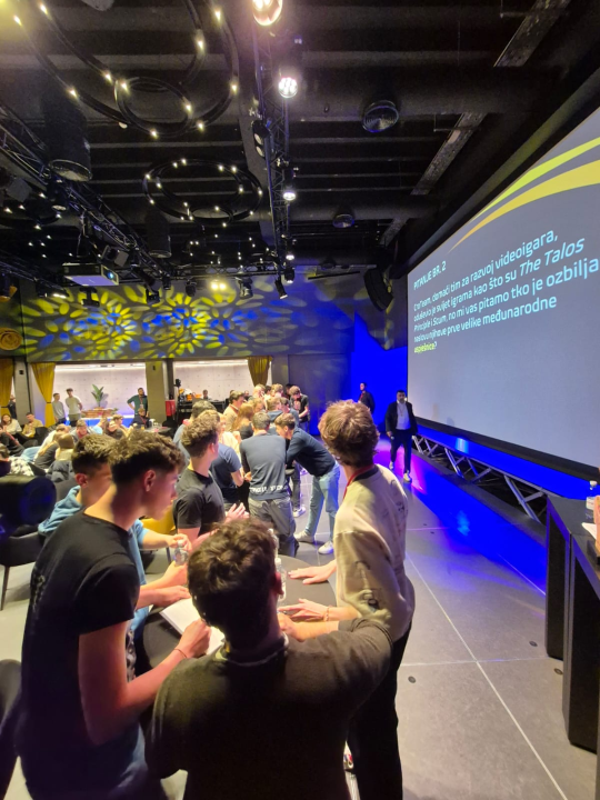 Srednjoškolci zavladali Arsenom: U finalu Nacionalne kviz lige pobjedu odnijelo Oceanovih 5 iz Čakovca