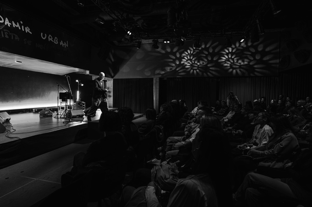 Urban sinoćnjim koncertom 'osvojio' Arsena