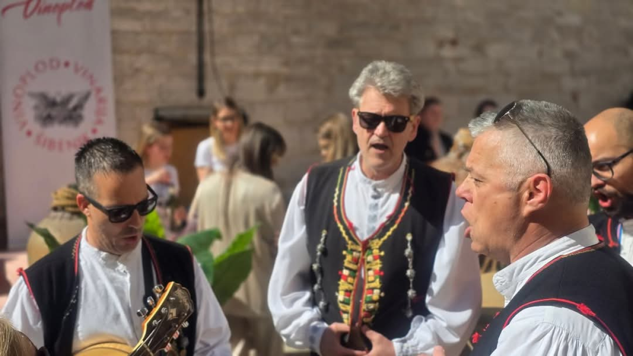 Sunčana subota i guštanje na Marendi na Maloj loži