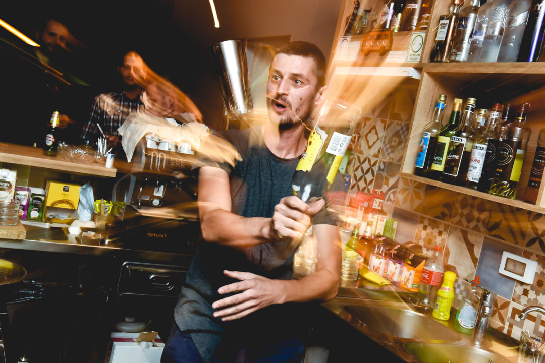 FOTO Luca Cinalli u Vintage Baru: Ne propustite priliku uživati u koktelima svjetski poznatog barmena!