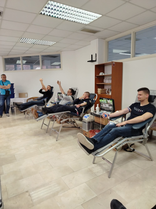 Policijski službenici ponovo pokazali humanost u današnjoj akciji darivanja krvi