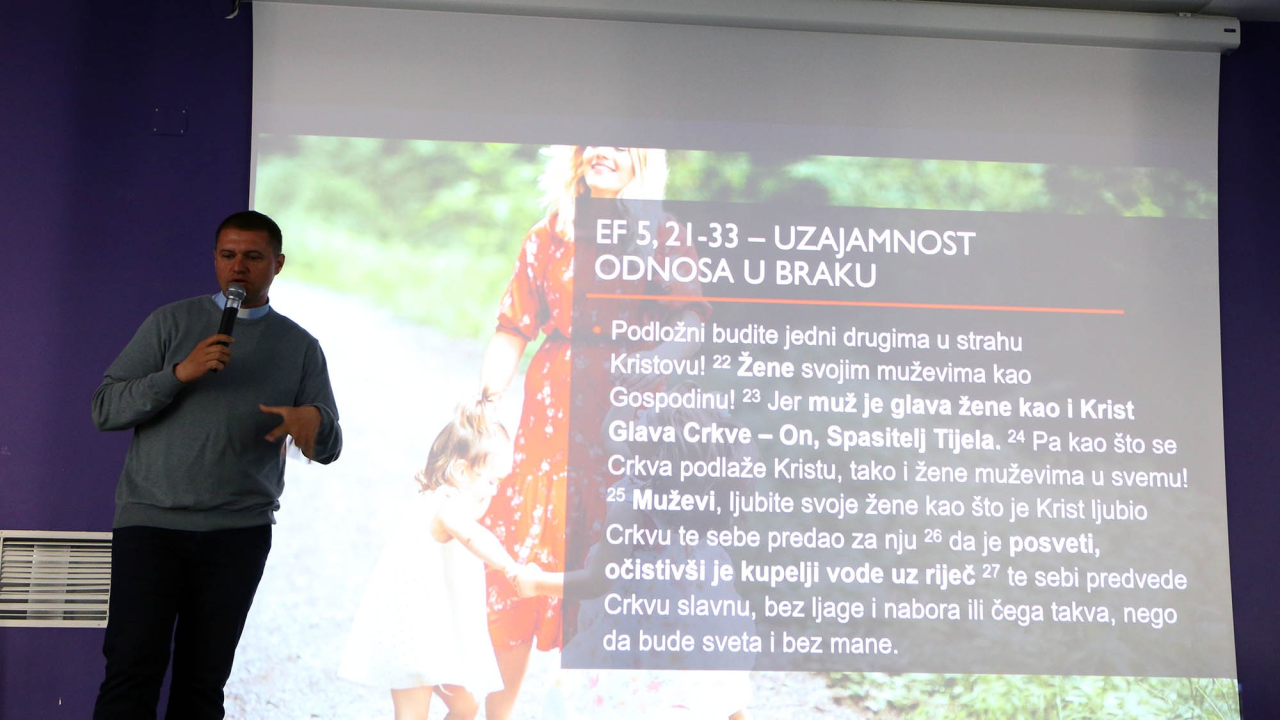 'Umrjeti muški, ljubiti ženski': Korizmena duhovna obnova za obitelji i bračne parove