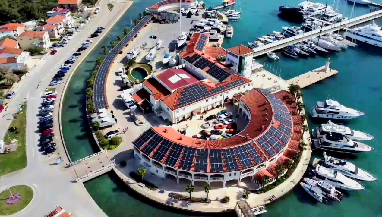 Rogoznica proslavila Uskrs uz tradicionalni doručak i izložbu oldtimera