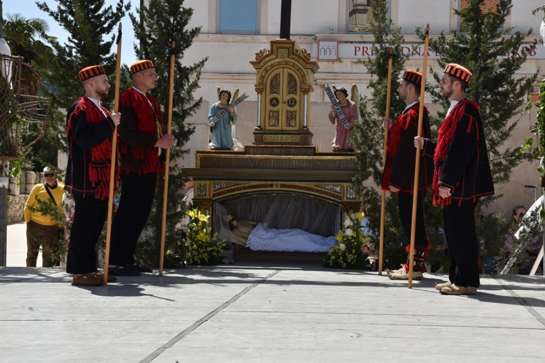 Mirlovićke žudije na festivalu u Opuzenu