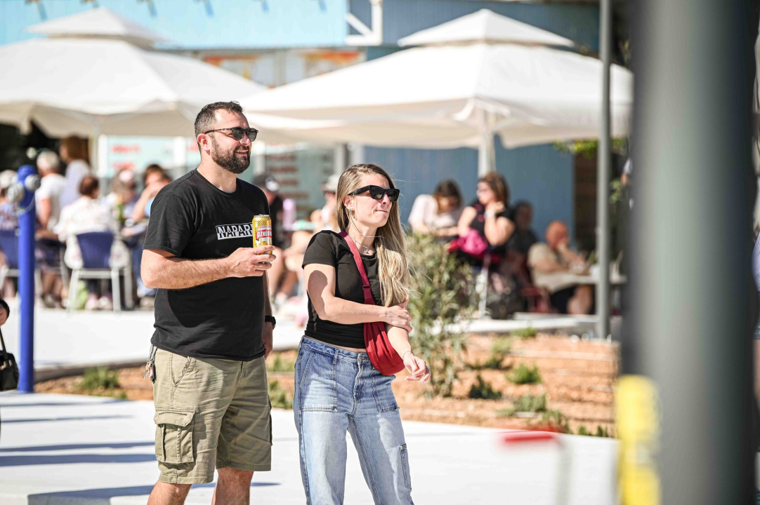 Prvosvibanjska fešta na Jadriji: Neki to vole vruće zagrijali publiku, na Fenikse još stignete