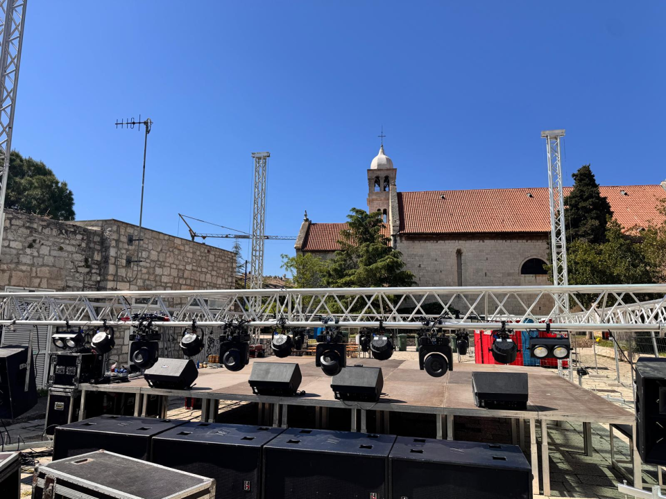 Dvodnevni festival 'SE15:Bis za kraj' starta večeras: Pogledajte kako teku pripreme