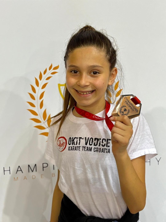 Karate klub Okit niže uspjehe: Tri zlatne, pet srebrnih i četiri brončane medalje