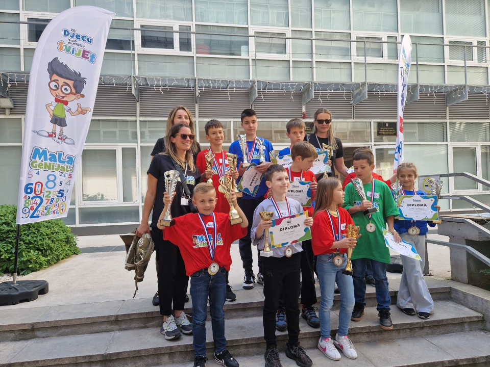 FOTO: Malci Genijalci iz Šibenika rasturili Državno natjecanje iz mentalne aritmetike i matematike