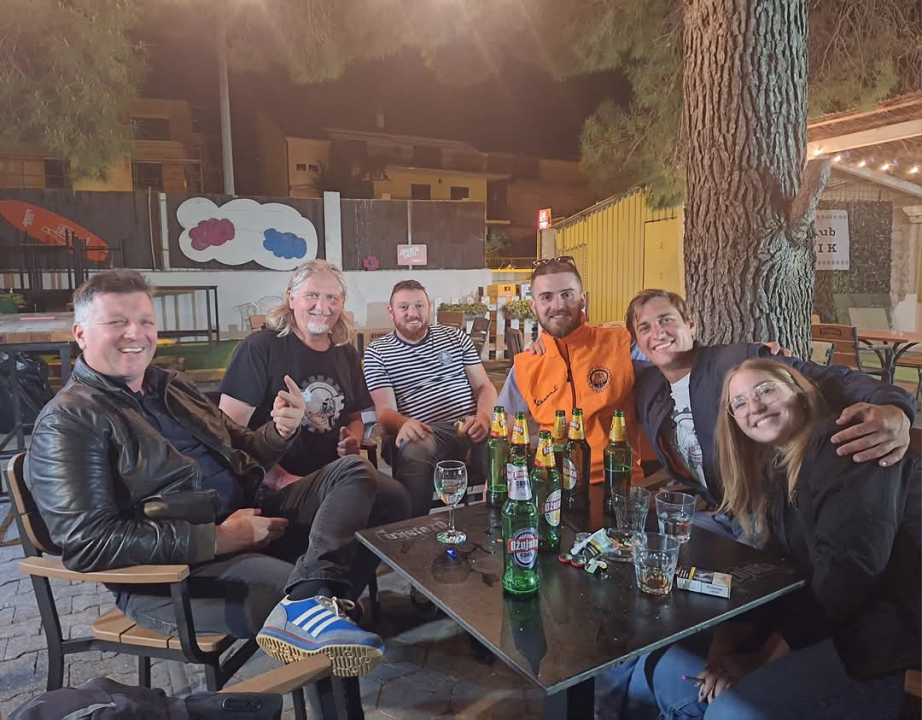 Vespaši ponovno zavladali Šibenikom: Održan 10. susret šibenskog Vespa kluba