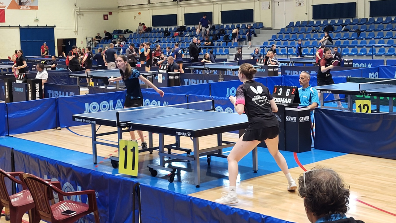 FOTO Stolnotenisačice Šibenika uspješne u Požegi: Najmlađe kadetkinje prvakinje Hrvatske