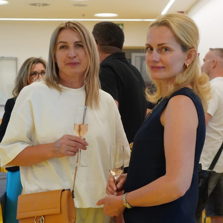 Umjetnost kao štit: Tvrđava sv. Ivana ugostila izložbu ukrajinskih umjetnika i djece