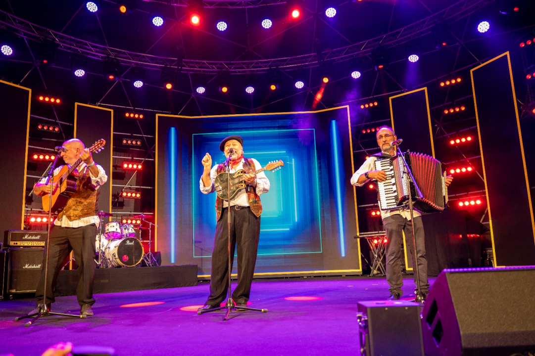 Završen 17. CMC festival: Izvođač godine 2024. Mladen Grdović, posebno priznanje Nedi Ukraden