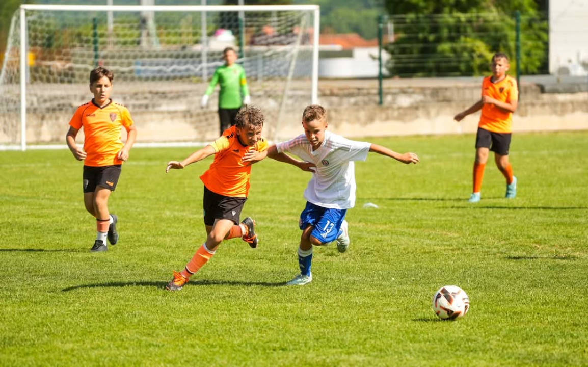FOTO Ekipa Šibenika U11 prva na tribunjskom, četvrta na drniškom turniru