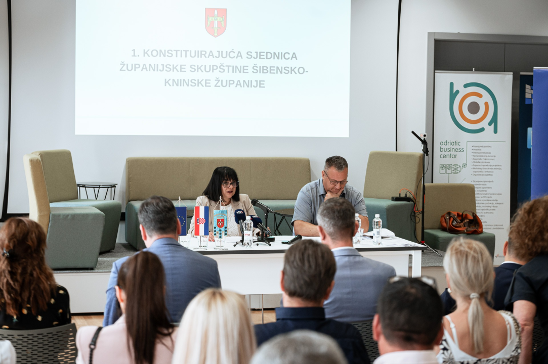 FOTO Ante Galić predsjednik Županijske skupštine, Baranović i Gulam potpredsjednici. Potonjeg Petrina nazvao izdajnikom: 'To je talog i gnjida društva'