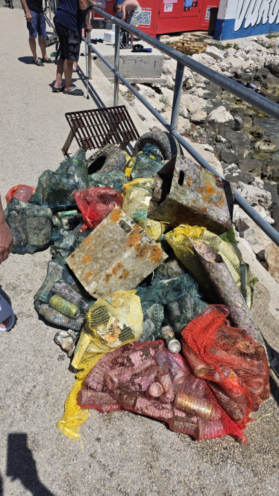 Zajedno za čisto more: Sportsko društvo Gof čistilo morsko dno Rogoznice