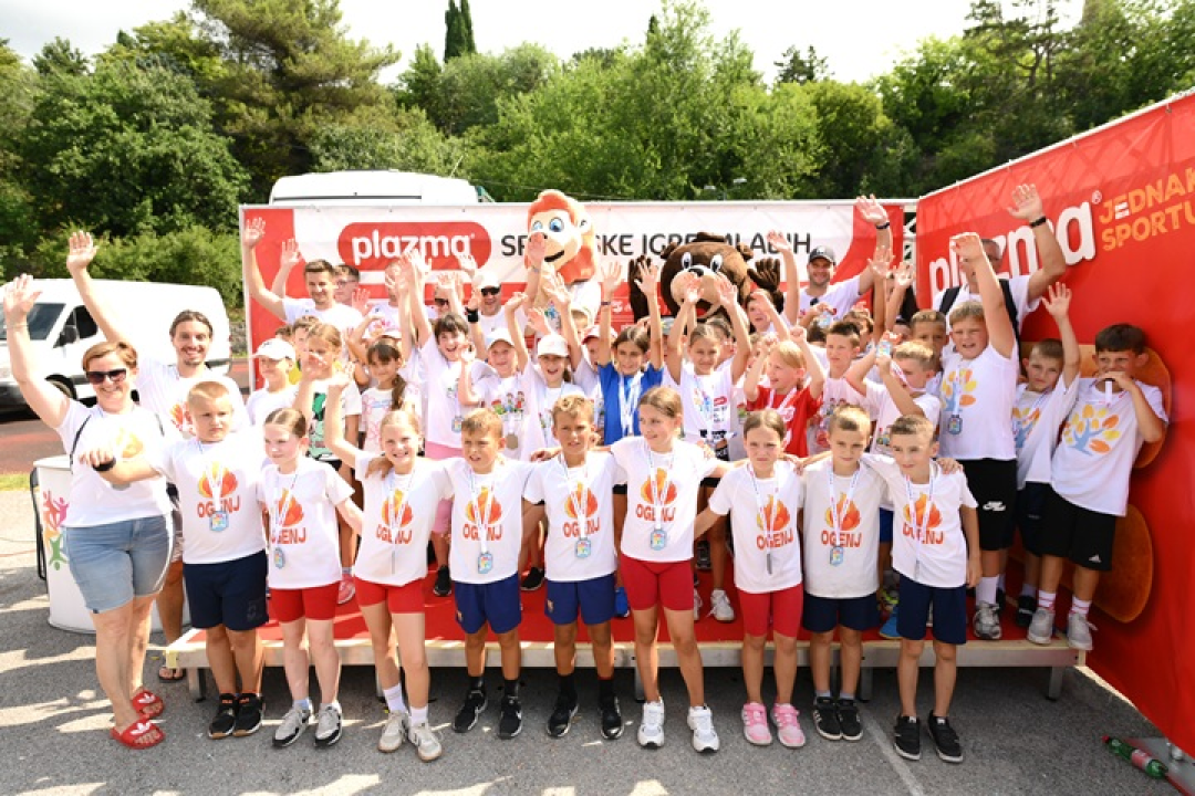 FOTO Na Plazma Sportskim igrama mladih 2 tisuće djece - pristigli sudionici iz naše županije