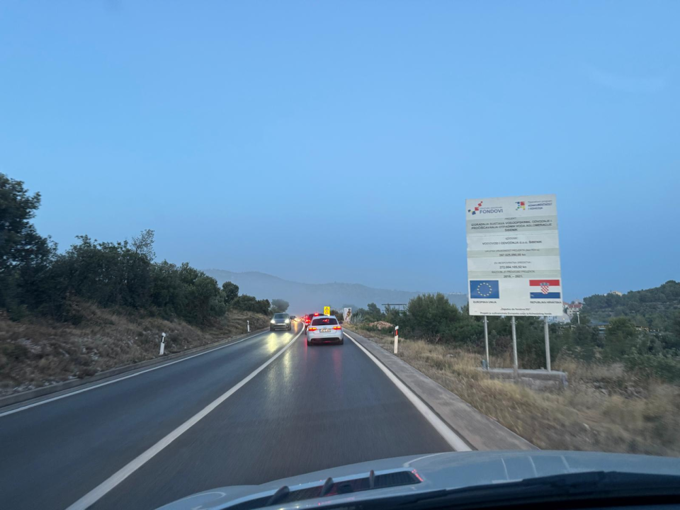 Sinoćnji prizori iz Njivica otkrivaju razmjer problema života pod kamenolomom