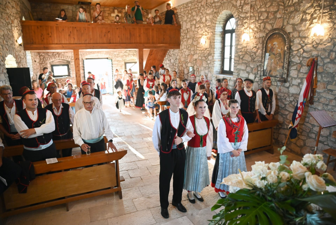 Murterski pir i ove godine oduševio mještane i goste