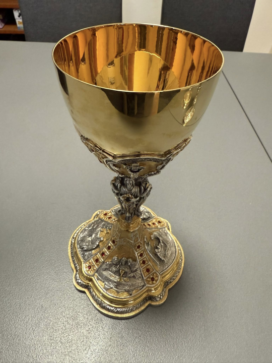 Župa Tribunj ima novi kalež