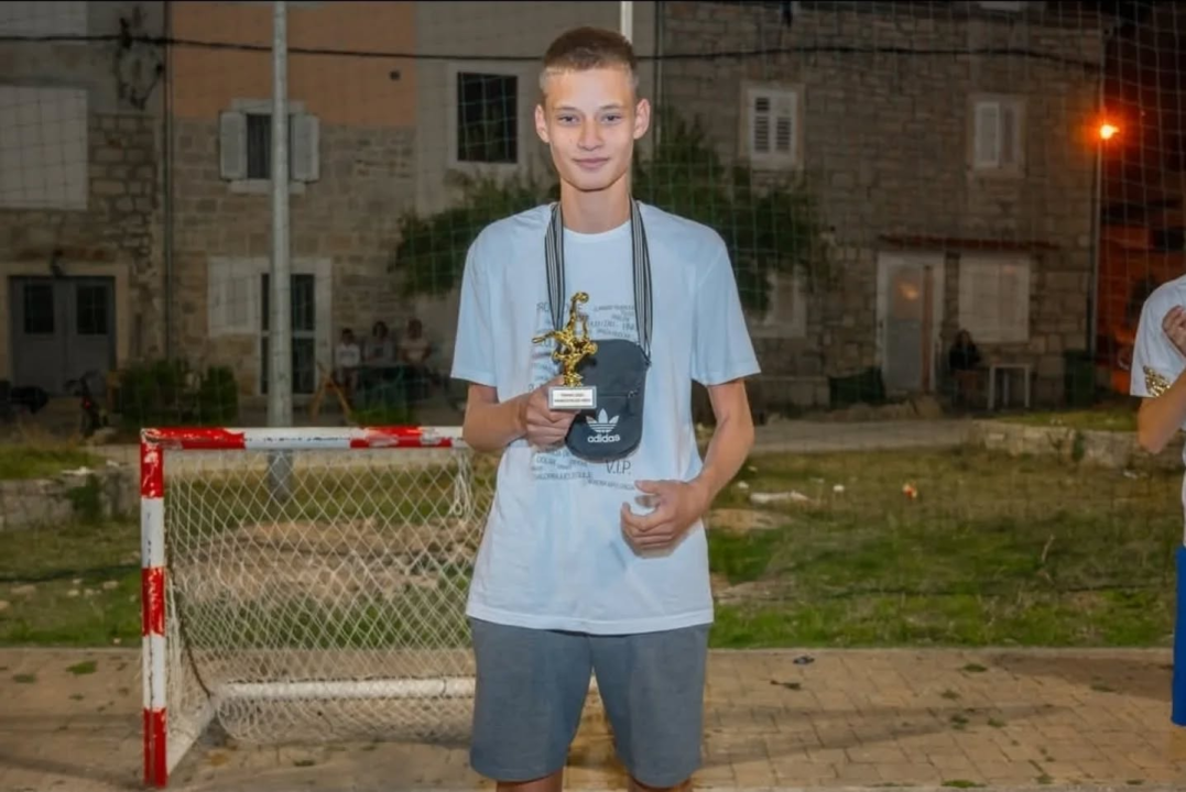 Na Zlarinu odigran 30. turnir na male branke