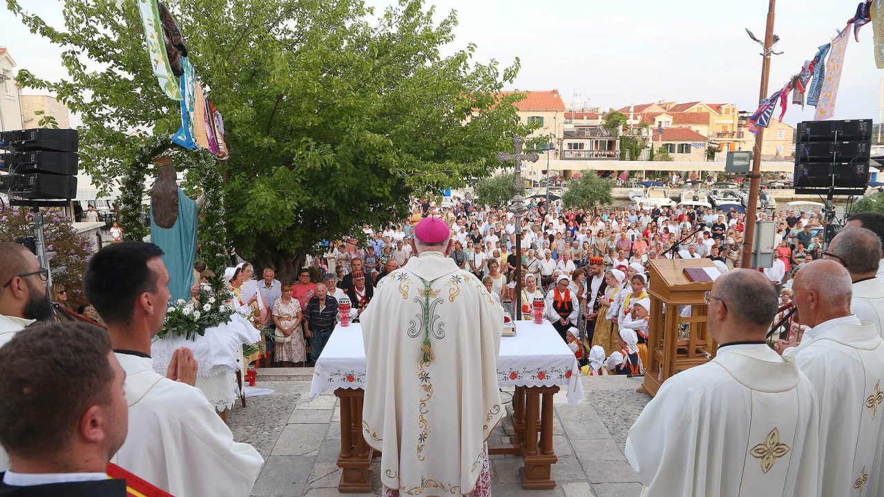 Tribunj svečano proslavio blagdan Velike Gospe