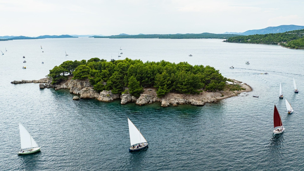 Ilka prva u cilj u Betini: Gajeta Vice Jušića slavila na 23. Regati za dušu i tilo