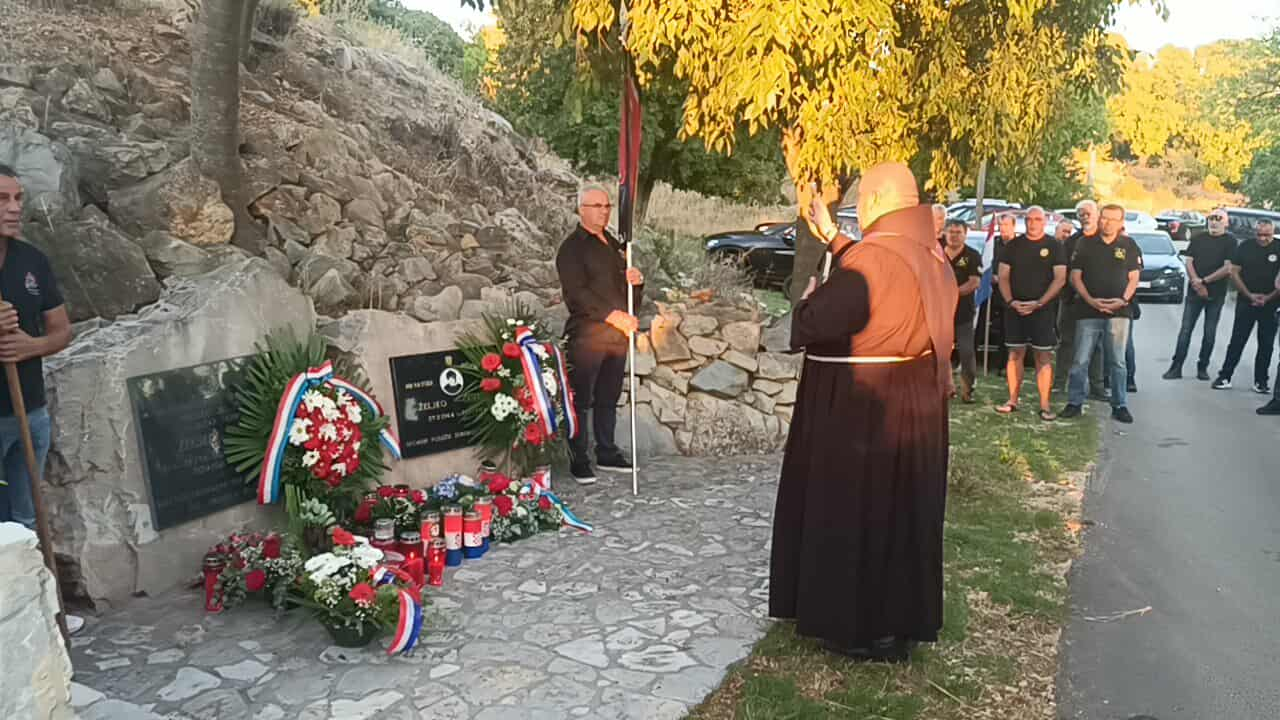 Prva žrtva 113. Šibenske brigade: Obilježena 34. godišnjica pogibije hrvatskog viteza Željka Čubrića