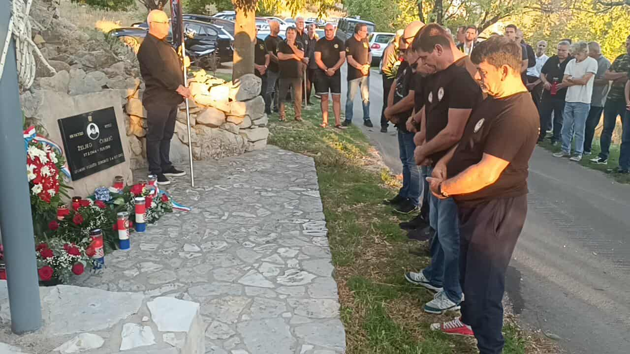 Prva žrtva 113. Šibenske brigade: Obilježena 34. godišnjica pogibije hrvatskog viteza Željka Čubrića