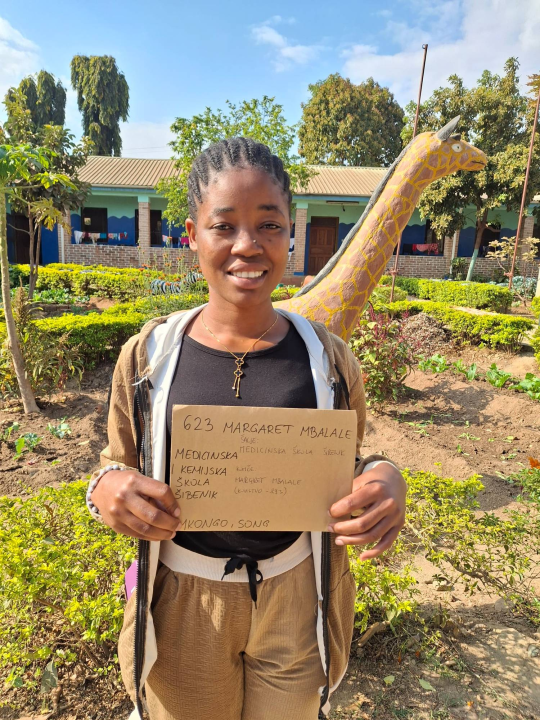 Medicinska i kemijska škola Šibenik slavi uspjeh štićenice Margret Mbalale iz Tanzanije