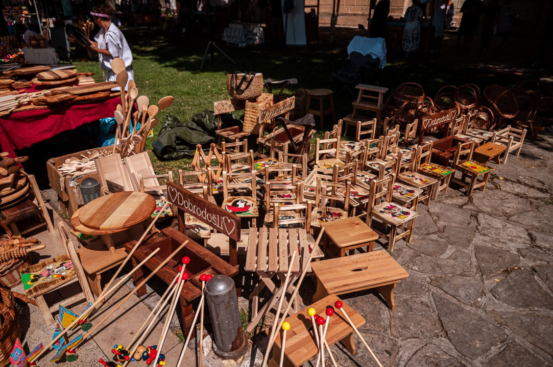 Mirisi i okusi prošlosti: Bogata ponuda štandova na srednjovjekovnom sajmu u Šibeniku