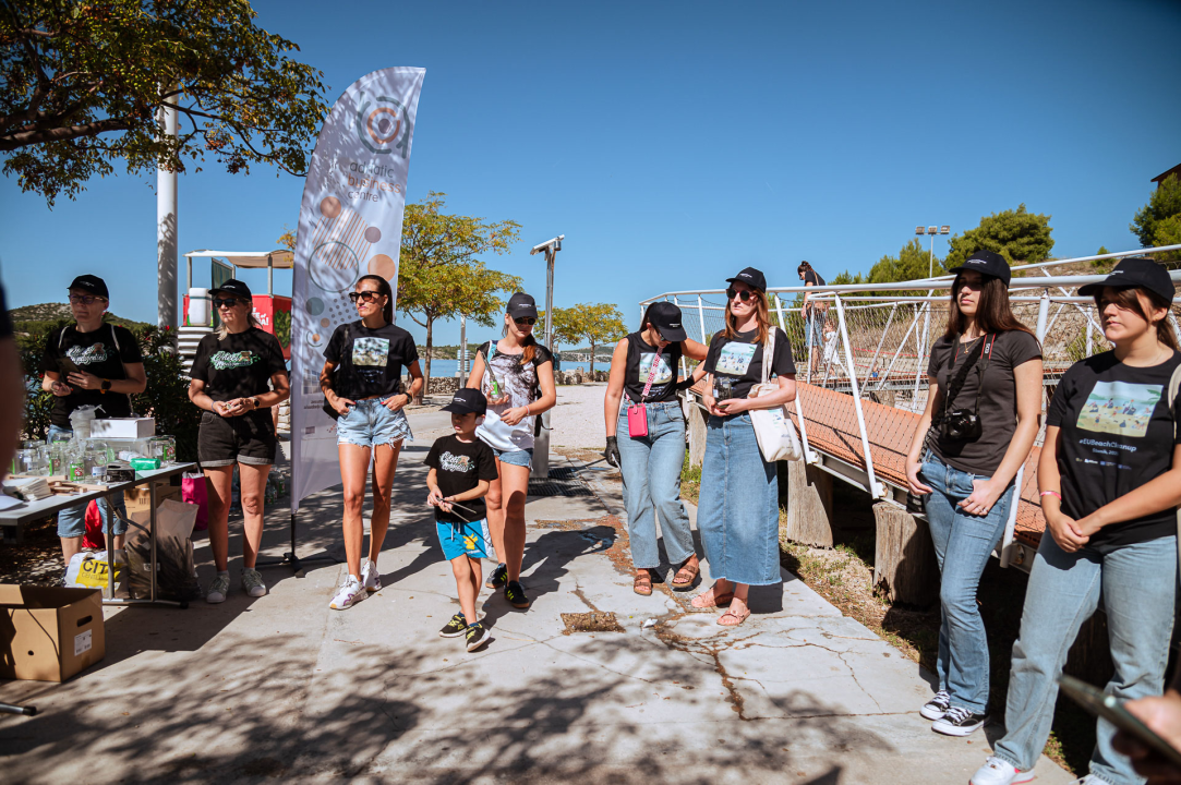 FOTO Šibenik danas pokazao svoje zeleno srce: Održana akcija EU Beach Cleanup 2025.