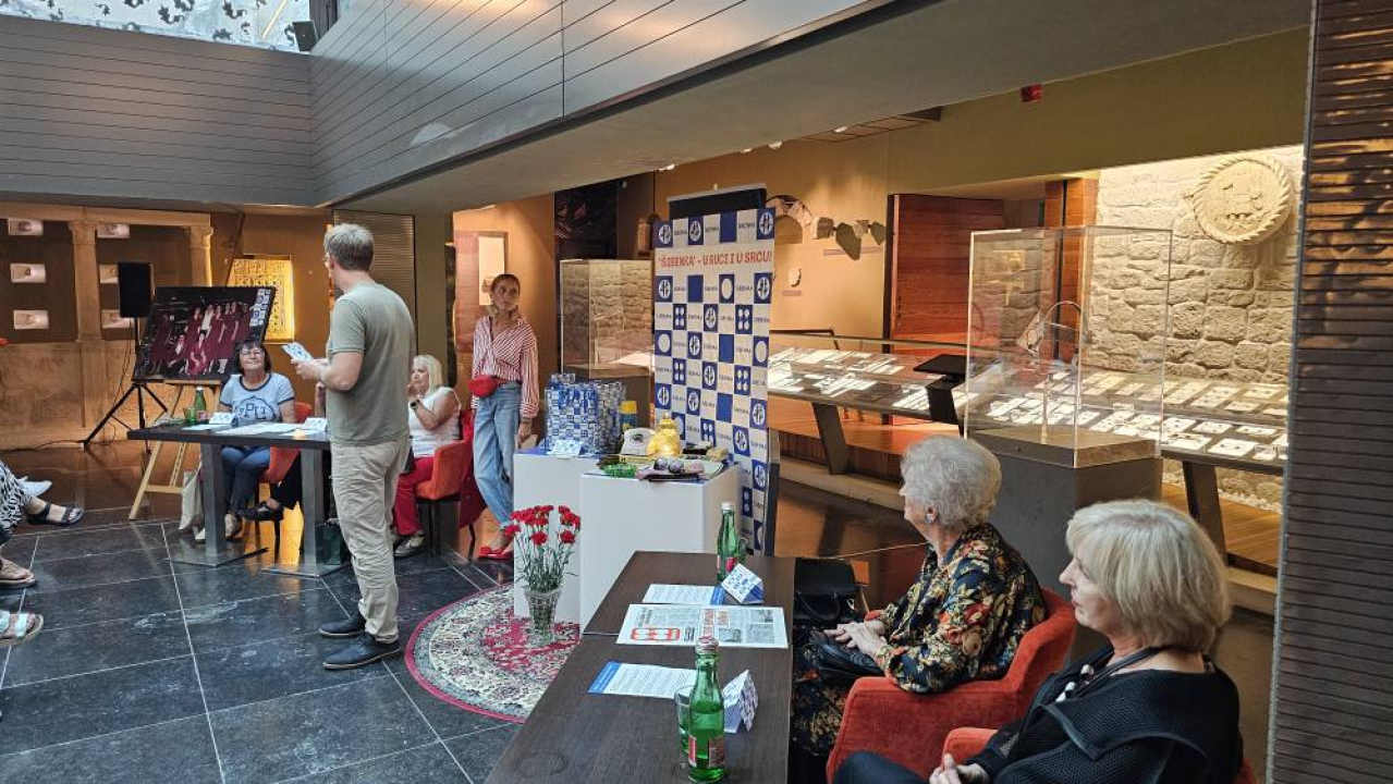 Predstavljana torbica 'Šibenka'