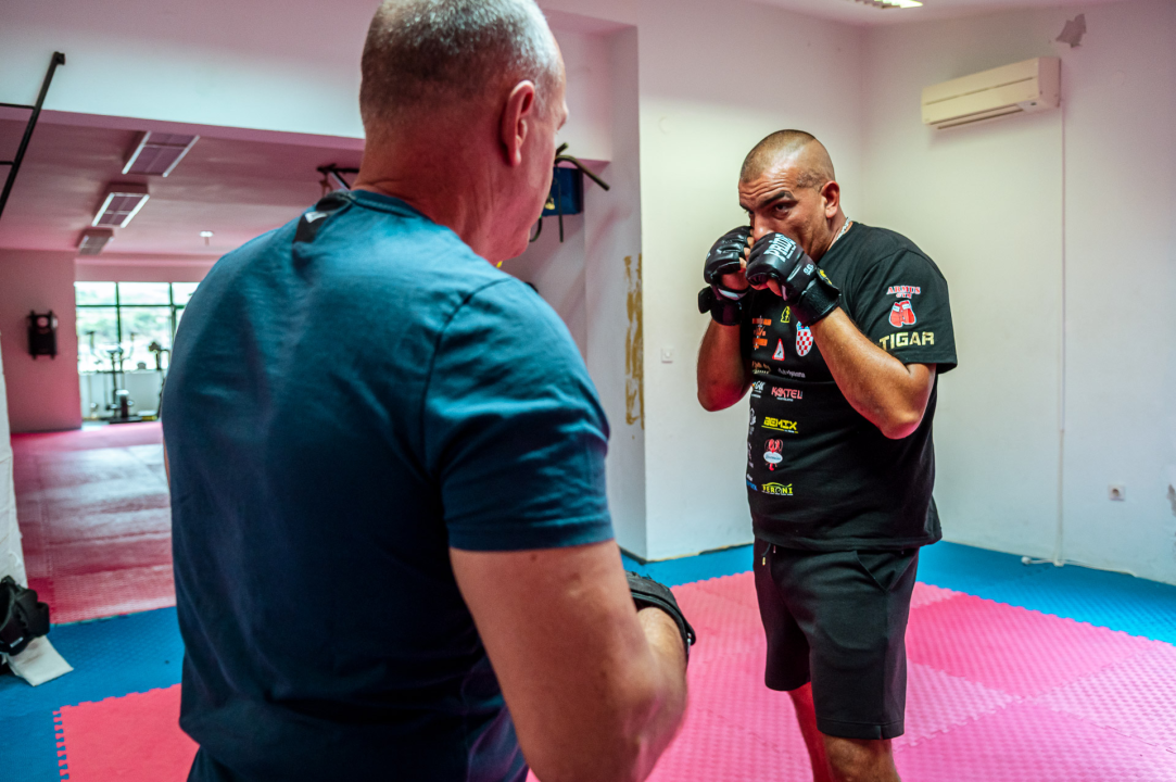 FOTO Šibenski boksač Marko 'Ghetto' Aleksić nabrijan pred prvi meč karijere protiv iskusnog Alića: 'Idemo ga ugasiti'
