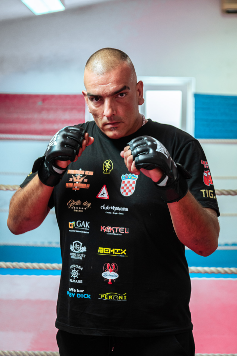 FOTO Šibenski boksač Marko 'Ghetto' Aleksić nabrijan pred prvi meč karijere protiv iskusnog Alića: 'Idemo ga ugasiti'