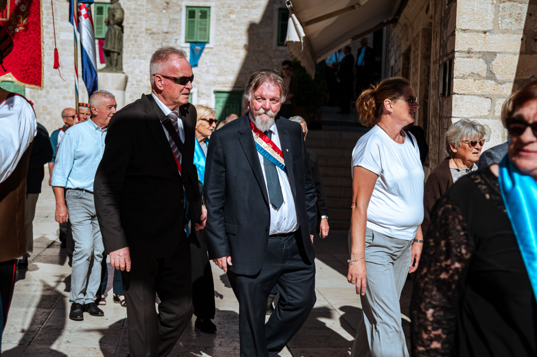 FOTO Održana svečana procesija i sveta misa u povodu blagdana sv. Mihovila