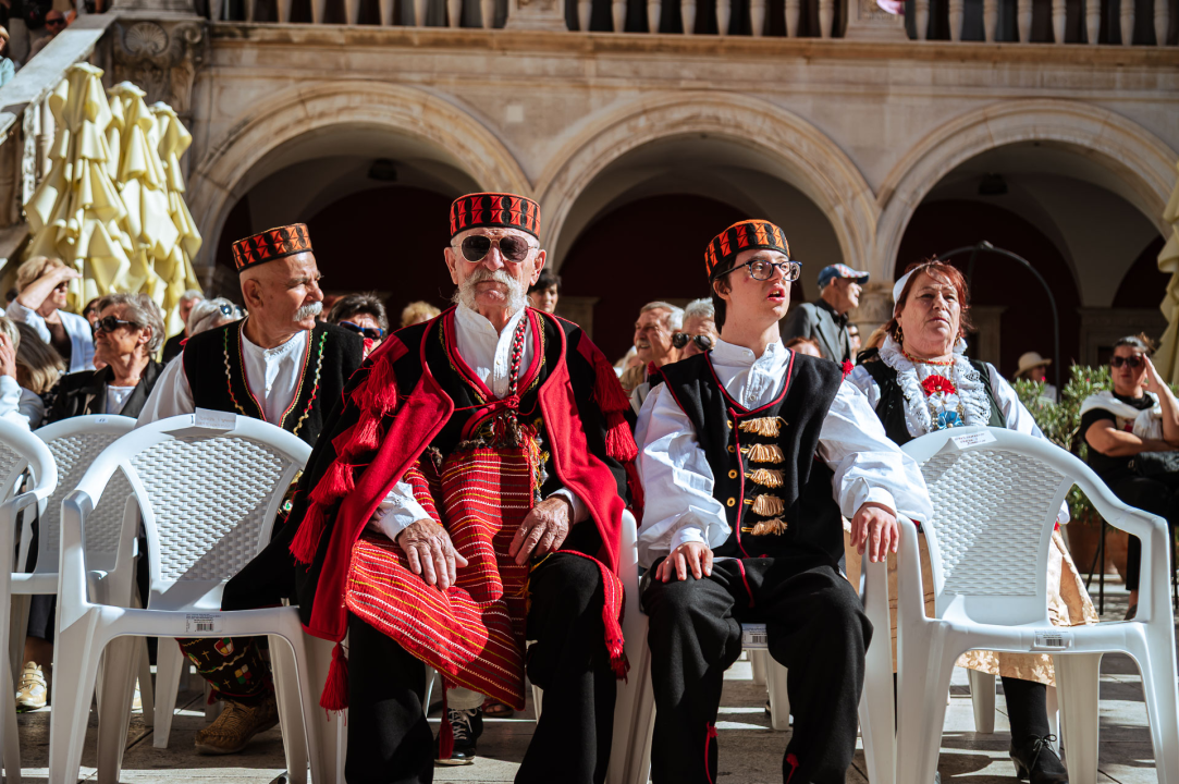 FOTO Održana svečana procesija i sveta misa u povodu blagdana sv. Mihovila