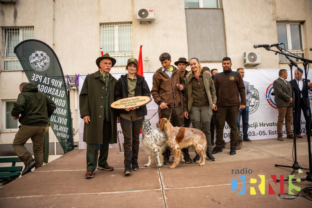 U Drnišu otvoreno Državno prvenstvo u radu lovnih pasa