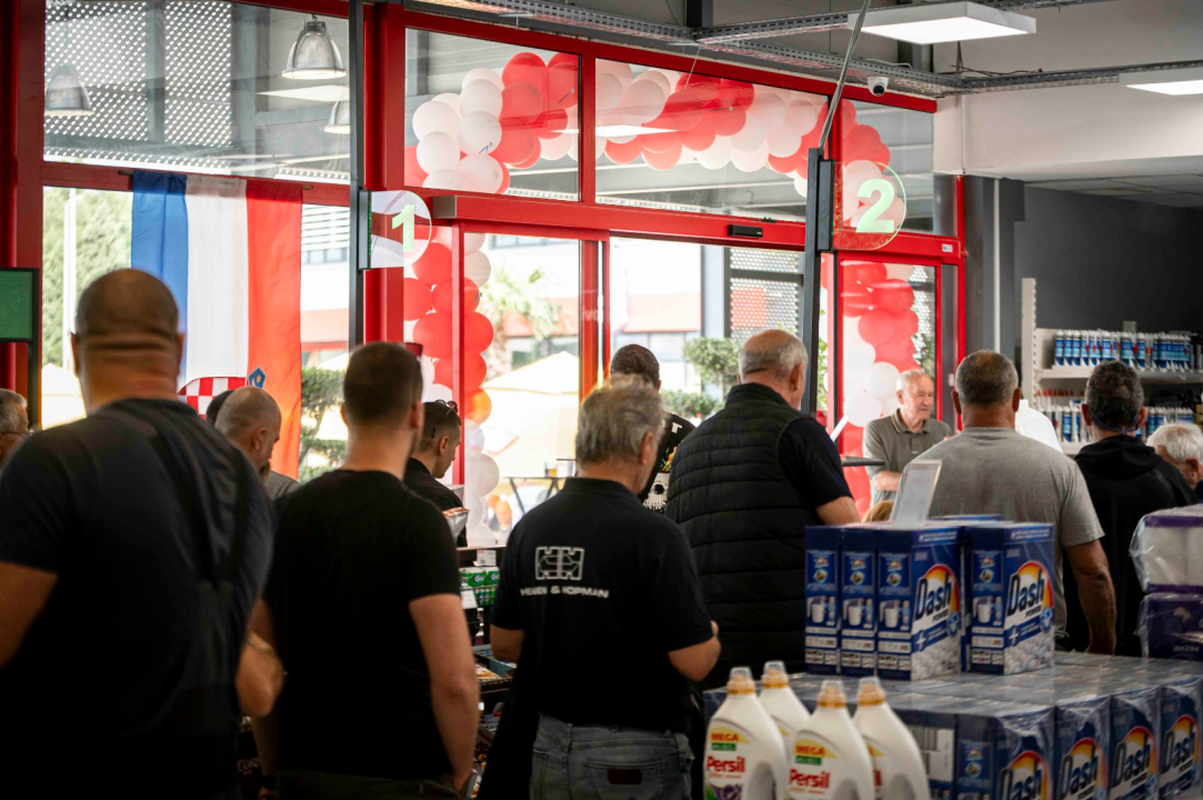 FOTO Cijene pale – Velika akcija u svim Građa prodajnim centrima!